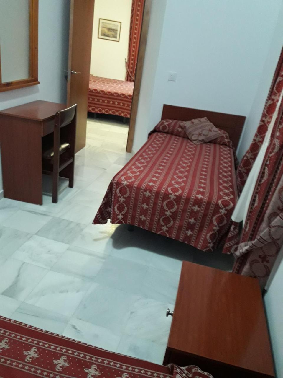 كاديز Hostal Centro Sol الغرفة الصورة